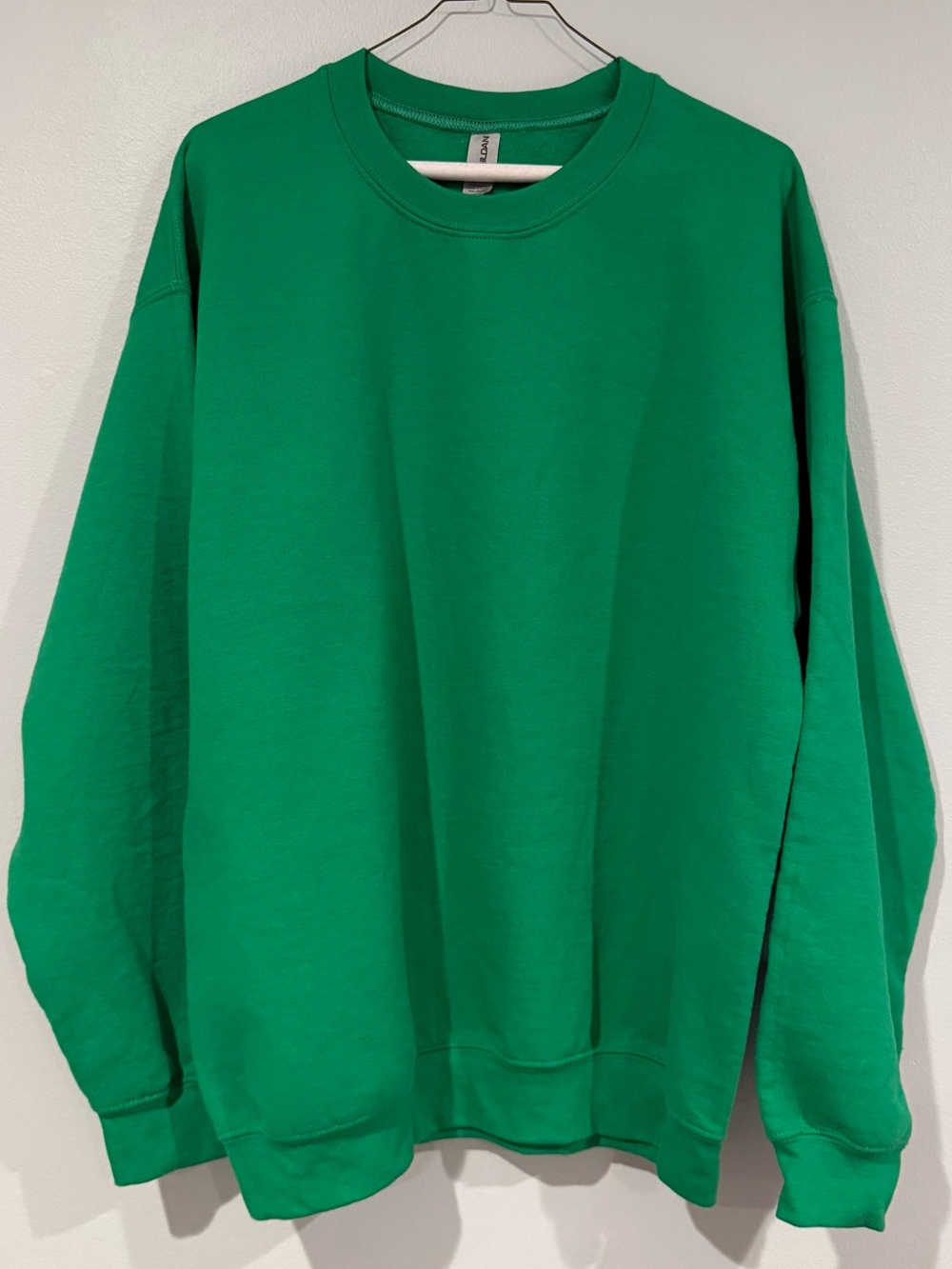 Gildan Men's Crewneck Sweatshirt in Bright Green